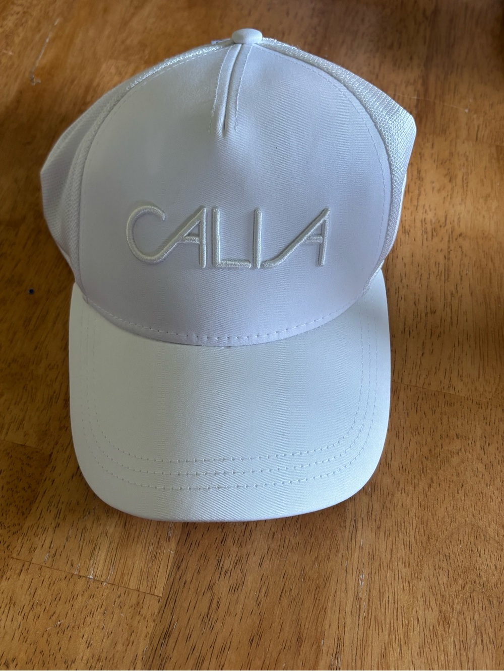 CALIA by Carrie Underwood White Perforated Golf Ponytail Hat Cap Trucker. NEW
